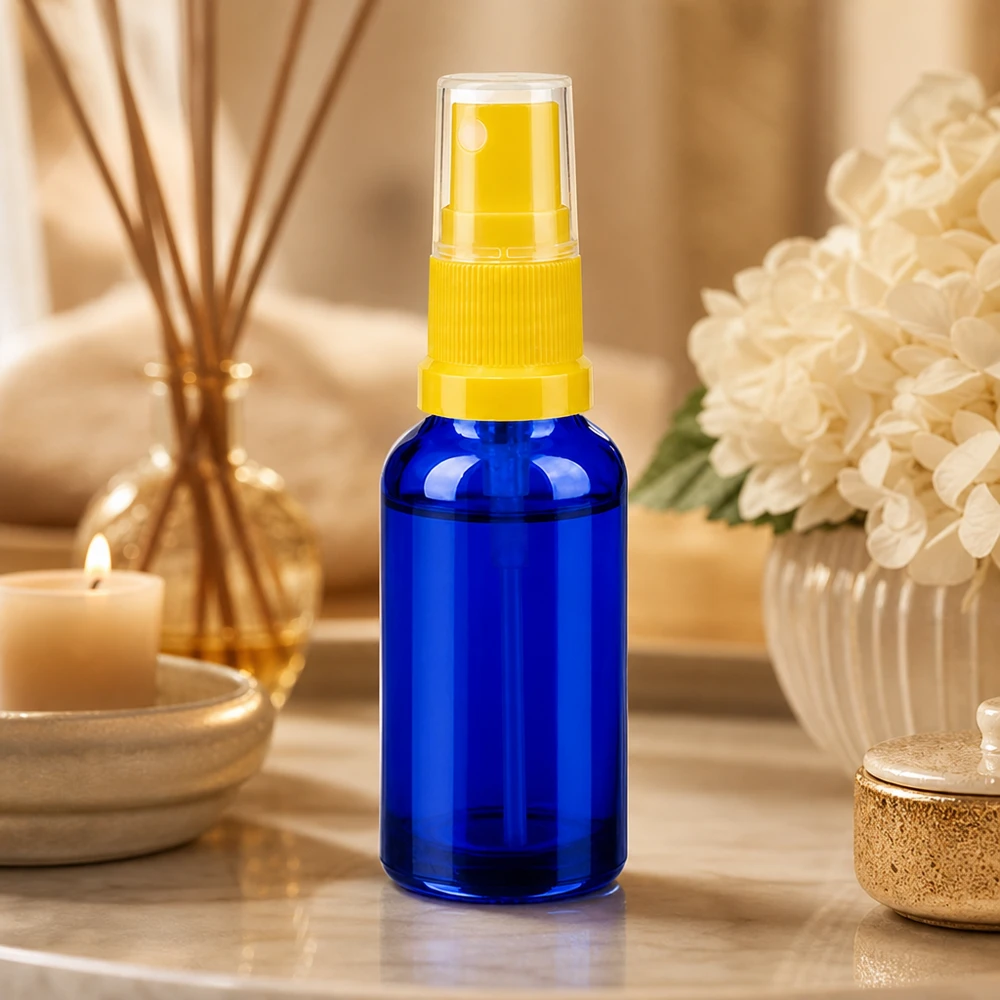 Snygg 30 ml sprayflaska med gul atomiser, perfekt för DIY-kosmetikprodukter och hudvård