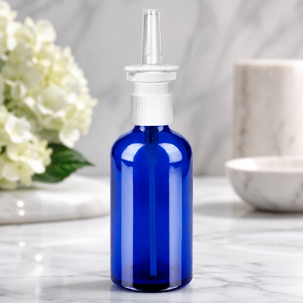 100ml nässprayflaska svart vit/transparent standardlock BlueLine UT18/100 Tom 100 ml nässprayflaska av blått glas med vit förångare för självpåfyllning