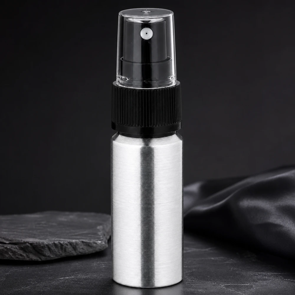 20ml polerad aluminiumflaska med atomiserare Silverfärgad 20 ml aluminiumflaska med transparent sprayhuvud för mobila applikationer