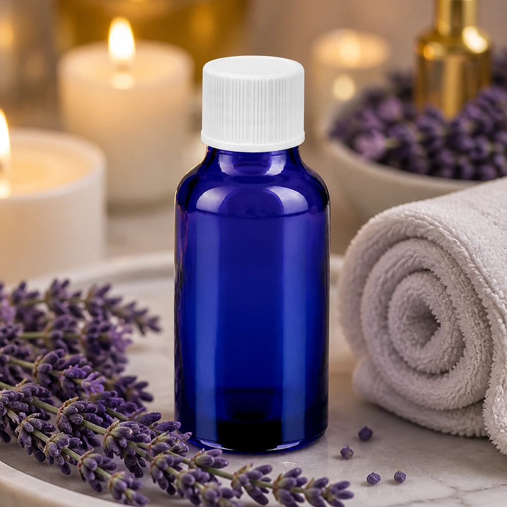 20ml aromaterapiflaska i koboltblått med vitt lock SV 11mm för lavendelolja