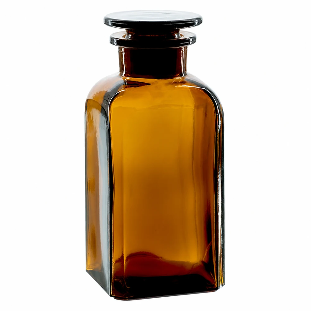 Fyrkantig flaska 350ml brun glaspropp med bred hals Fyrkantig flaska, 350 ml, brun, med glaspropp, tillverkad av högkvalitativt borosilikatglas för laboratorier och apotek