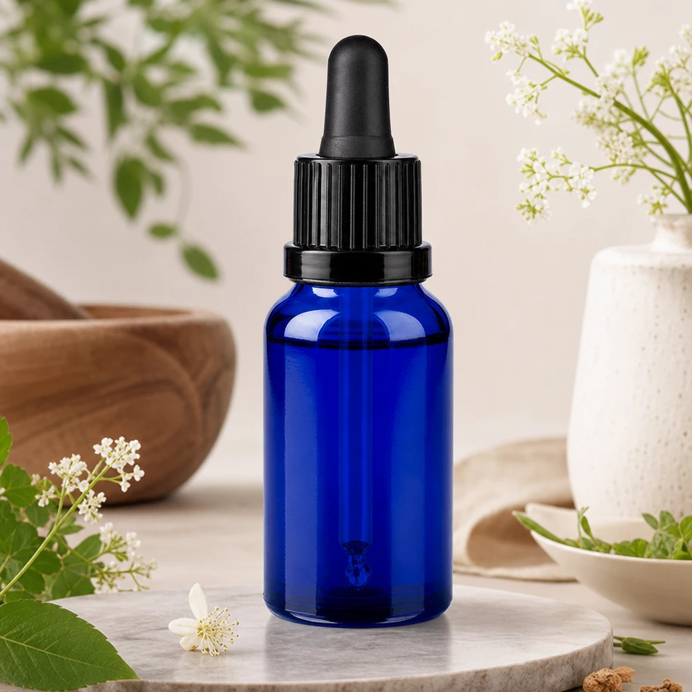 20 ml pipettflaska svart med säkerhetsförslutning BlueLine UT18/20 Liten 20 ml pipettflaska i elegant blått med praktiskt dropplock för mobil användning