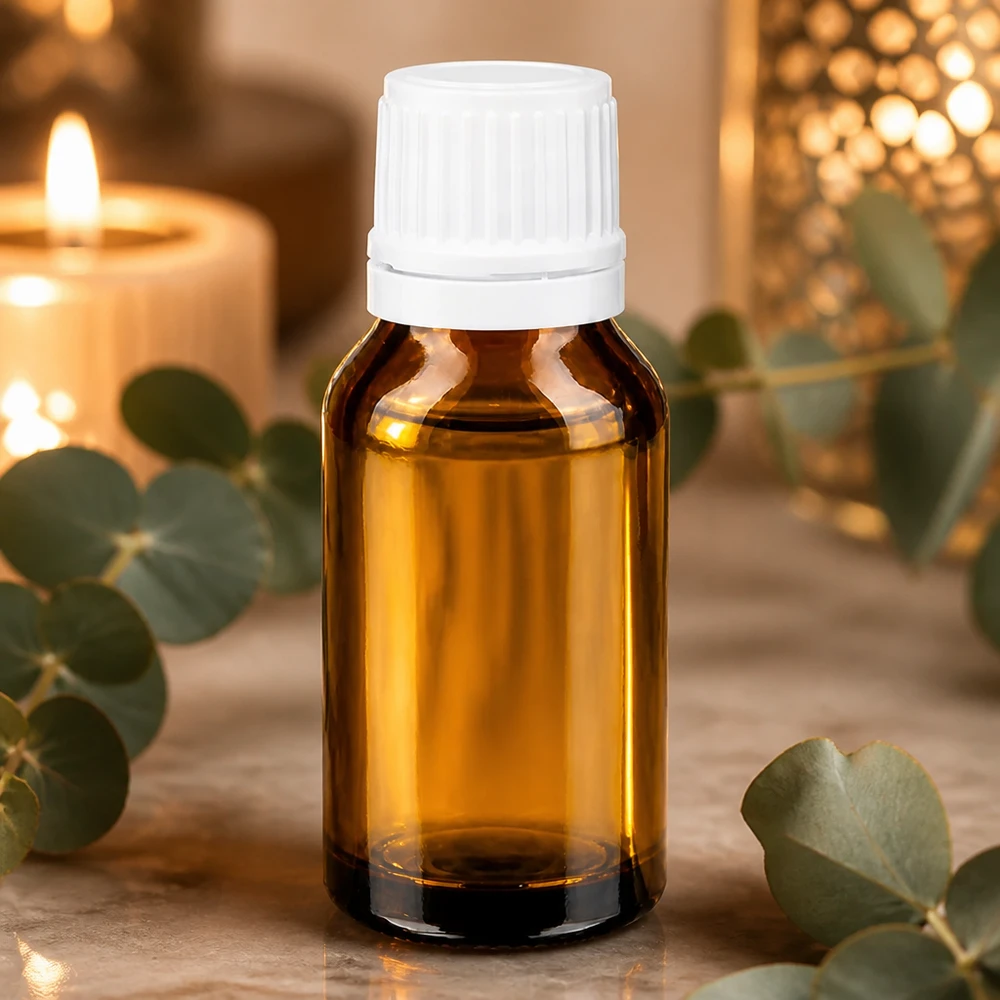 Apoteksflaska brun 15ml skruvkork vit med manipuleringssäker förslutning Liten brun glasflaska på 15 ml med vitt skruvlock för eteriska oljor