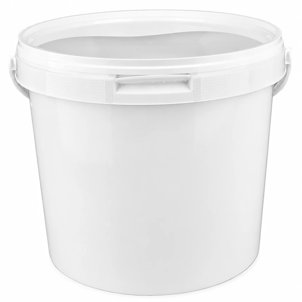 Hink i vit polypropenplast 5,6 l med lock Vit plasthink på 5,6 liter med lock, tillverkad av livsmedelsgodkänd PP-plast