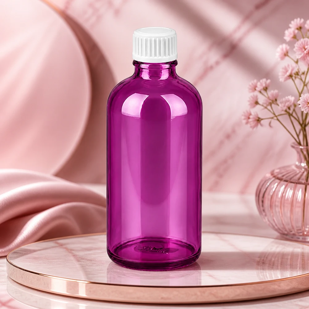 Rund 100 ml glasflaska i ljuslila med ergonomisk design för enkel hantering