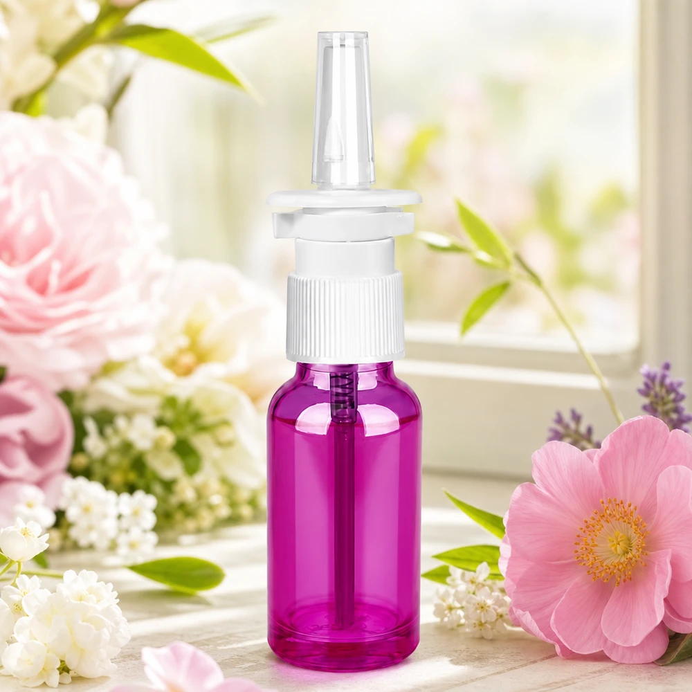 20ml nässprayflaska vit/transparent standard PurpleLine. UT18/20 Kompakt nässprayflaska 20 ml med UT18/20-gänga i lila för medicinska applikationer