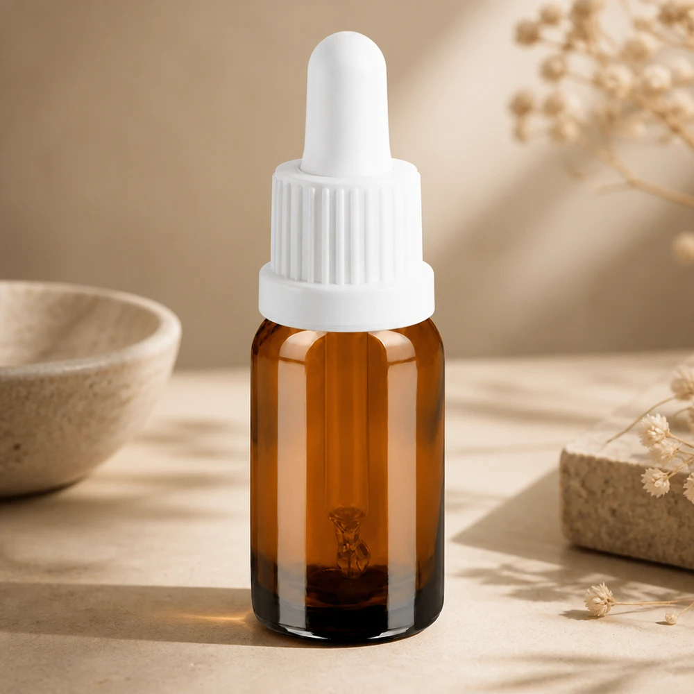 10 ml bärnstensfärgad glasflaska med vit pipett OV BrownLine för professionella tillämpningar
