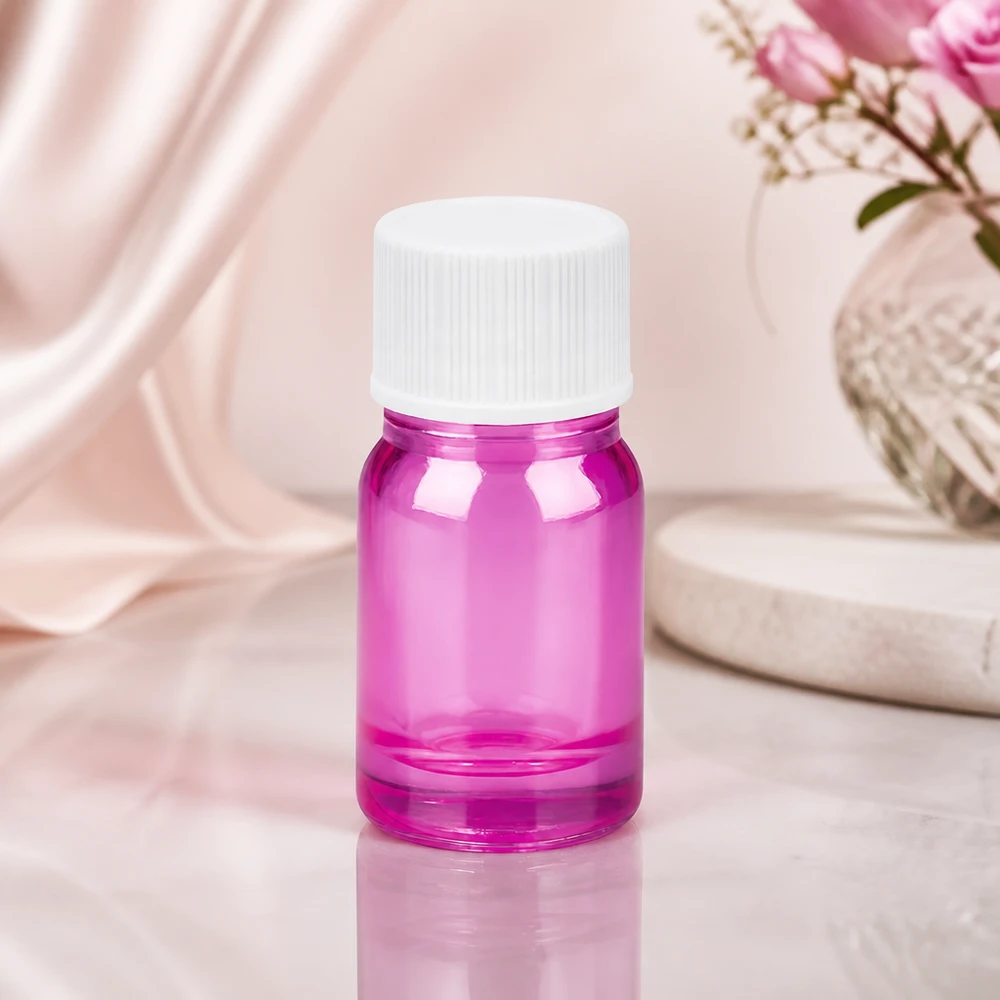 Premium 5 ml glasflaska i elegant violett med vitt lock för kosmetiska produkter av hög kvalitet