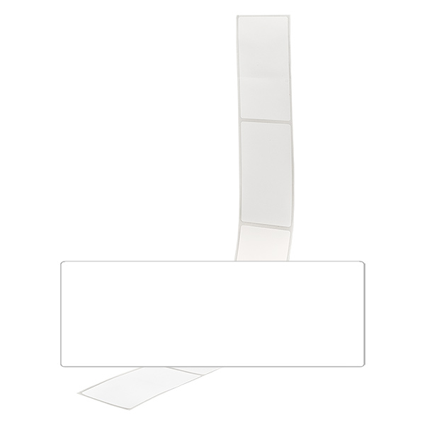 Förpackning med 20 etiketter 54 x 154,5 mm för märkning Vita etiketter 54x154,5mm för märkning i förpackning om 20 st på neutral bakgrund