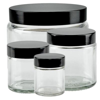 Glasburkar i transparent glas